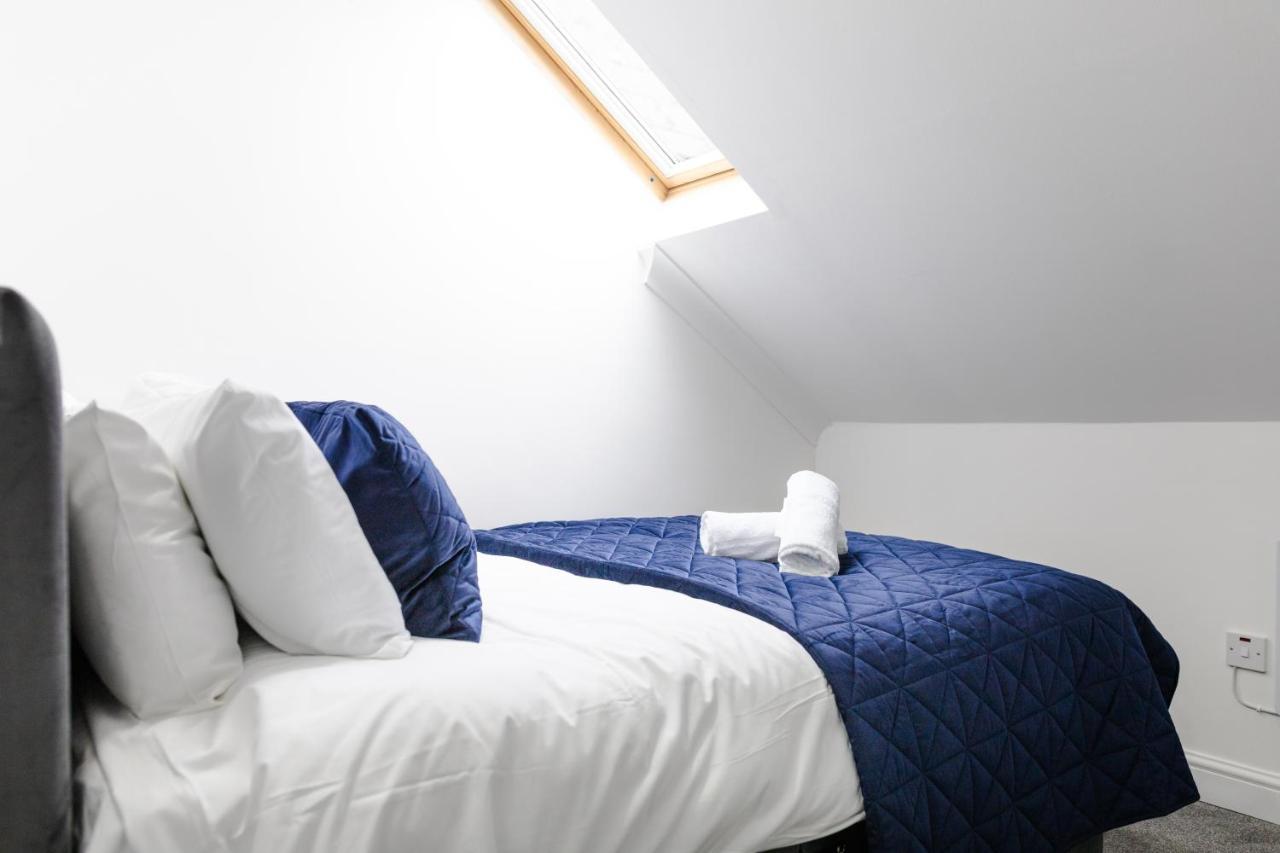Chic Urban 2 Bedroom Apartments Cardiff Esterno foto