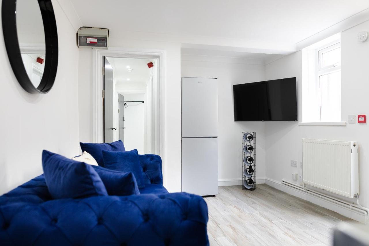 Chic Urban 2 Bedroom Apartments Cardiff Esterno foto