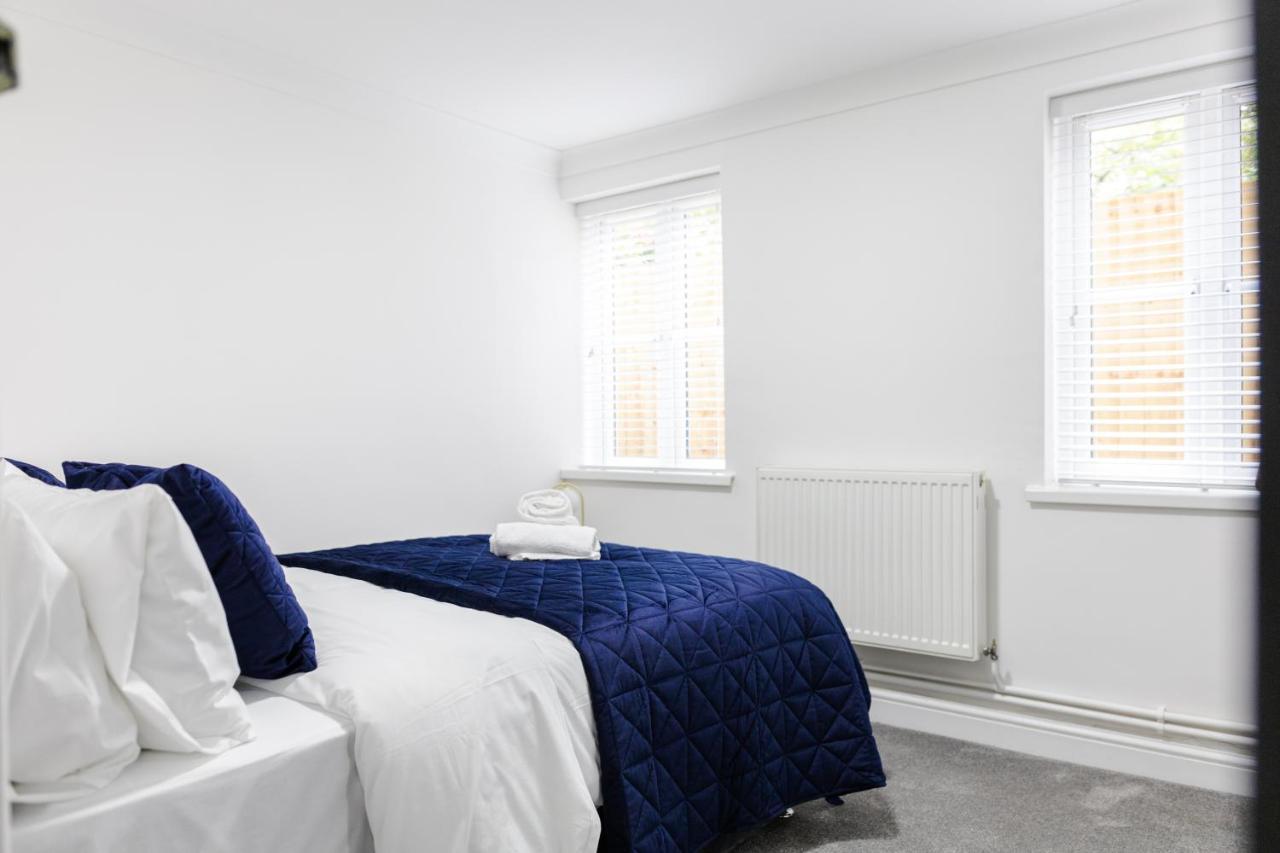 Chic Urban 2 Bedroom Apartments Cardiff Esterno foto