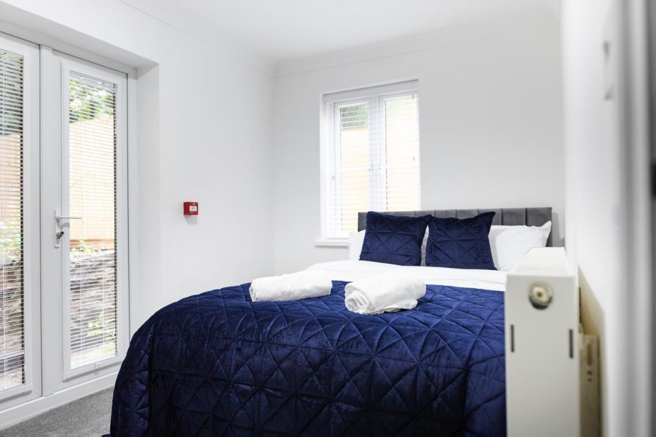 Chic Urban 2 Bedroom Apartments Cardiff Esterno foto