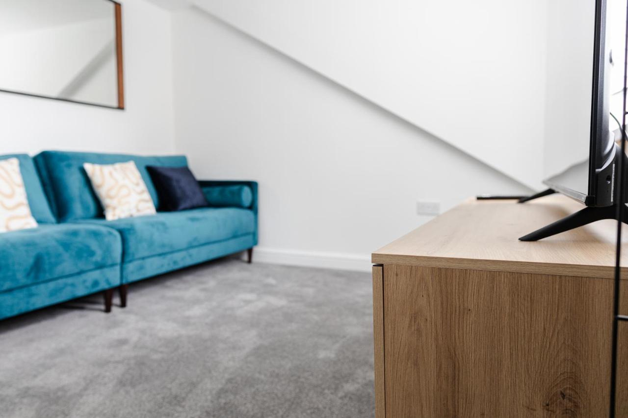 Chic Urban 2 Bedroom Apartments Cardiff Esterno foto