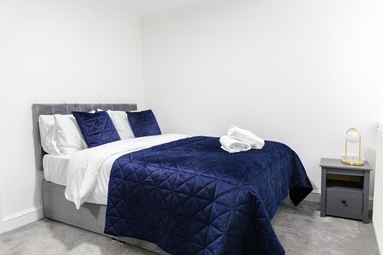 Chic Urban 2 Bedroom Apartments Cardiff Esterno foto