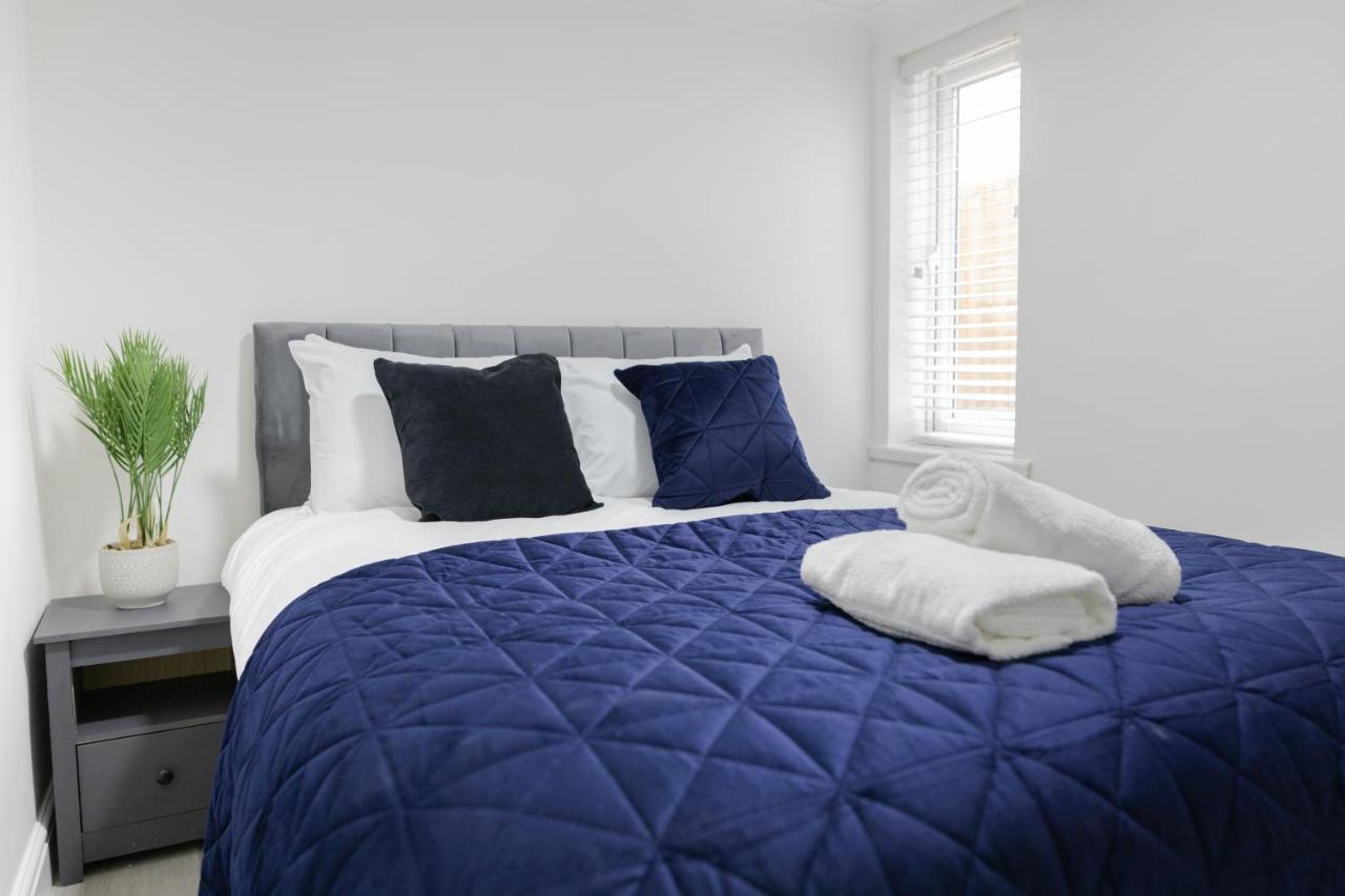 Chic Urban 2 Bedroom Apartments Cardiff Esterno foto
