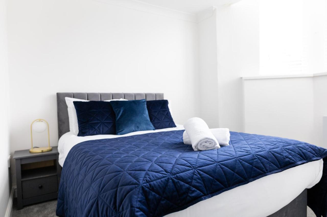 Chic Urban 2 Bedroom Apartments Cardiff Esterno foto