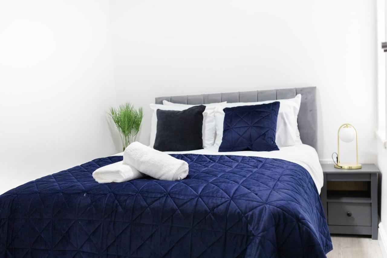 Chic Urban 2 Bedroom Apartments Cardiff Esterno foto